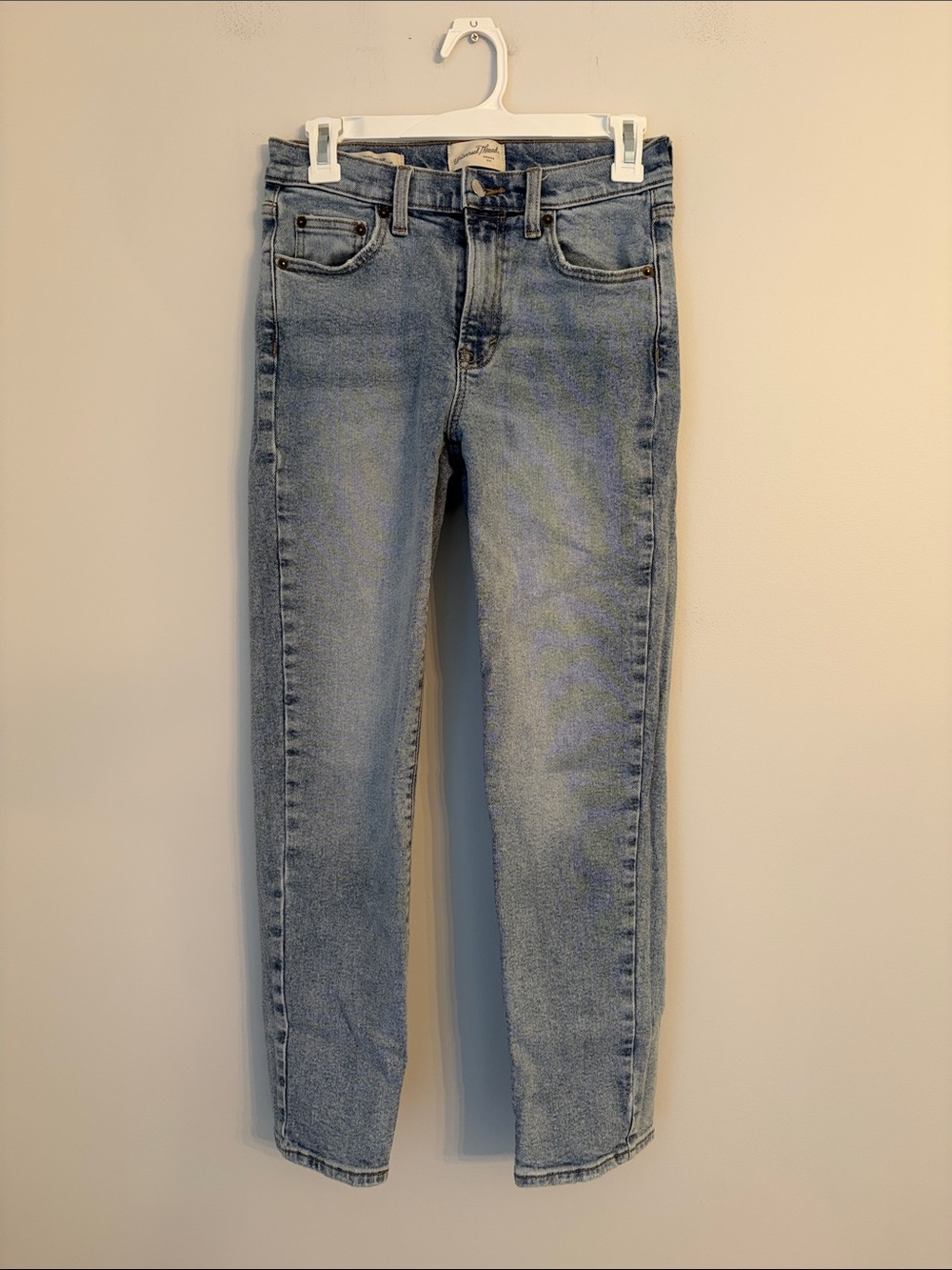 Universal Thread Women's Mid Rise 80s Slim Jeans - Light Blue Wash Size 4